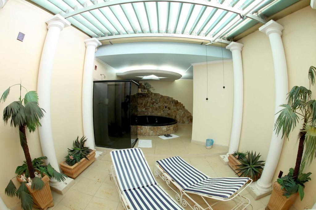 Hotel & Motel Le Baron (Adults Only) Pôrto Ferreira Cameră foto